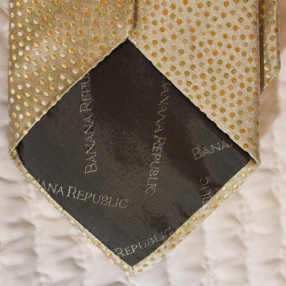 Banana Republic Elegant Silk Men's TIE Shiny Gold Yellow Dots - Picture 4 of 7
